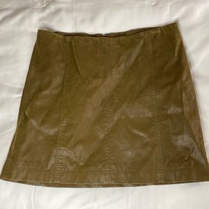 Free Pwople Olive Faux mini skirt size 12 EUC